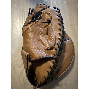 MacGregor Catcher's Mitt MCCM100X 33" Right Hand Throw Very Good